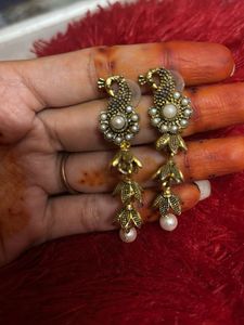Elegant Gold & Pearl Dangle Earrings