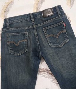 Outfit Bundle: Jeans