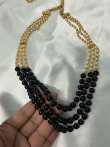 Pearl &amp; Black Bead Necklace Set