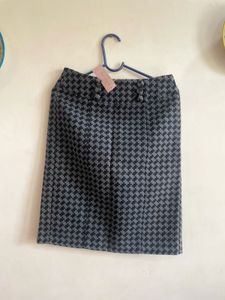 Ann Taylor Houndstooth Skirt