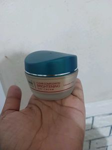 Himalayan Clear Complexion Brightening Day Cream