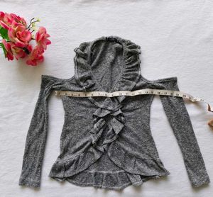 Elegant Ruffle Cold Shoulder Top