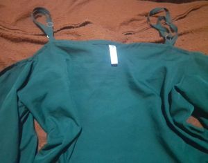 Green Off Shoulder Trending Top
