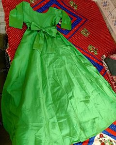 Elegant Green Party Dress