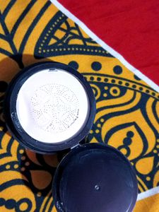 Korean Foundation, Fair Colour, Sunisa Brand