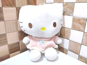 Hello Kitty Plusie