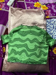 Green Swirl Crop Top