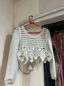 Crochet Crop Top with Sleeves