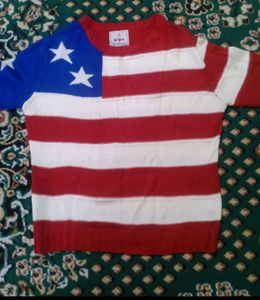 AMERICAN FLAG PRINT SWEATER. Oversized