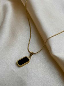 Black-White Reversible Necklace Anti-tarnish
