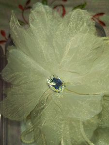 Sparkling Flower Hair Clip