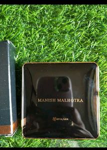 Manish Malhotra Eyeshadow Palette