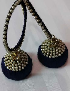 ELEGANT BLUE EARRINGS