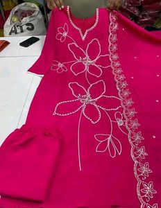 Embroidery Kurti Set