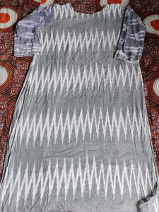 Grey &amp; White Ikat Kurti with Embroidery – Preloved
