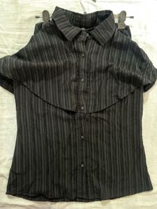 Casual Wear Top With Collar Can Be Styled As Shirt