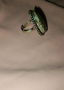 White Moonstone Ring 💍♥️