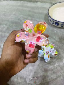 Resin Flower Clutcher