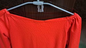 Coral Bell Sleeve Top