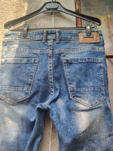 Here &amp; Now Branded Ripped Blue Jeans