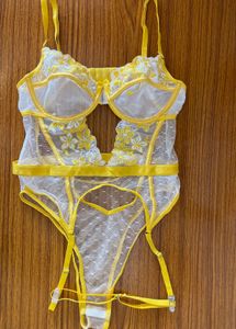 Set Lenjerie Yellow Doll