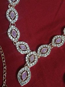 Elegant Rhinestone Necklace