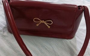 Chic Burgundy Bow Shoulder Bag