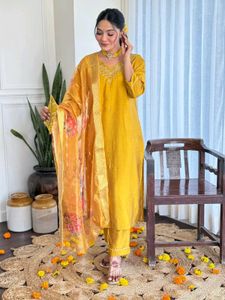 Beautiful Yellow Roman Silk Suit Sale