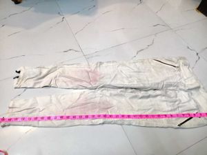Creamy pants for females