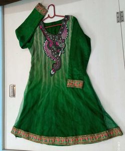 Green Embroidered Kurta