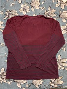 WROGN Men Maroon Navy Striped Slim Fit Round Neck