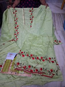 Floral Embroidered Salwar Kameez Suit