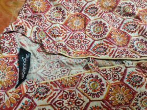 Set Of 2 Embroidered Sleeveless Jacket