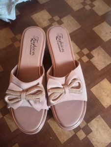 Fashionable Peach Bow Sandals