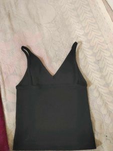 Black Sleeveless Crop Top