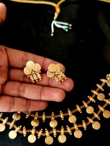 Lakshmi Bottu Necklace