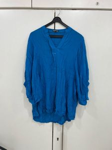 🌊 Electric Blue Crinkled V-Neck Tunic Blouse ✨