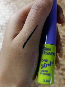 Blue Heaven Eyeliner