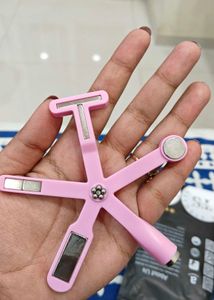 Magnetic nail polish and magnet