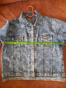 Denim Jacket - Stylish &amp; Trendy