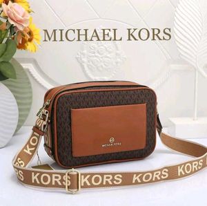 MICHAEL KORS MAEVE CROSSBODY SLING BAG