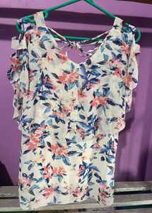 Floral print cold shoulder dress