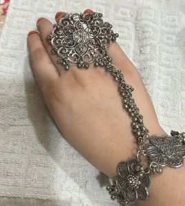 Beautiful Oxidised Hath Phool