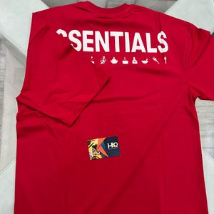 ESSENTIALS TSHIRT M Size