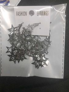 5 Pieces Of Designer And Trending Earing