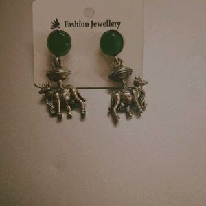 Elephant &amp; Antler Jewelry Set– Chic &amp; Unique