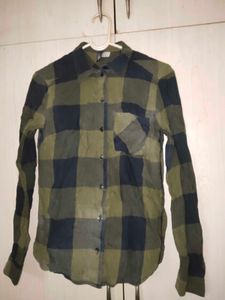 H&M Green & Black Plaid Flannel Shirt