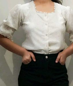 White Lace Puff Top Elegant 🕊