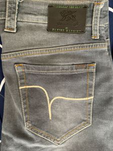 Flying Machine Slim Fit Men&#39;s Grey Denim Jeans