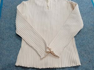 Beautiful Pearl Design  Woolen Top
